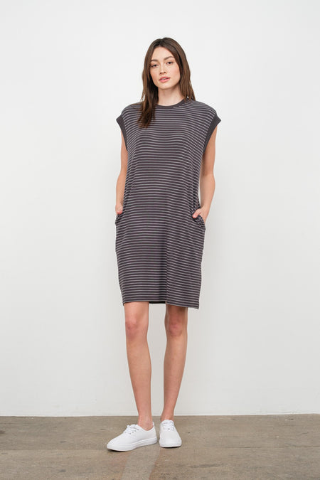 FD66744_Charcoal_3038046