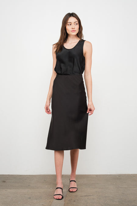 FS65877_Black_3024807
