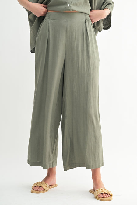 FP67695_DKOlive_3605830