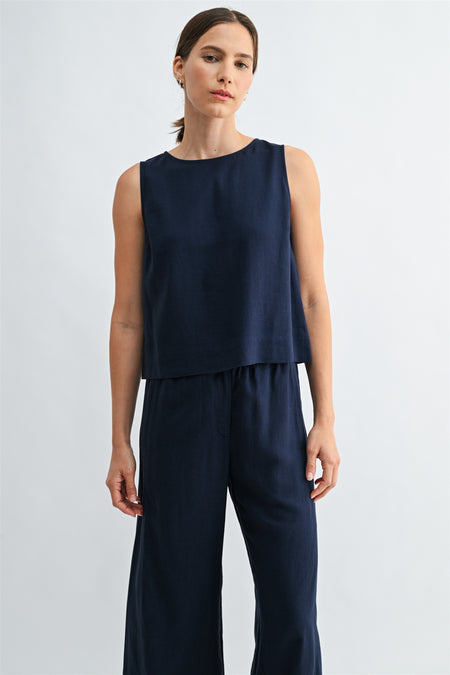 FT69713_Navy_5383914