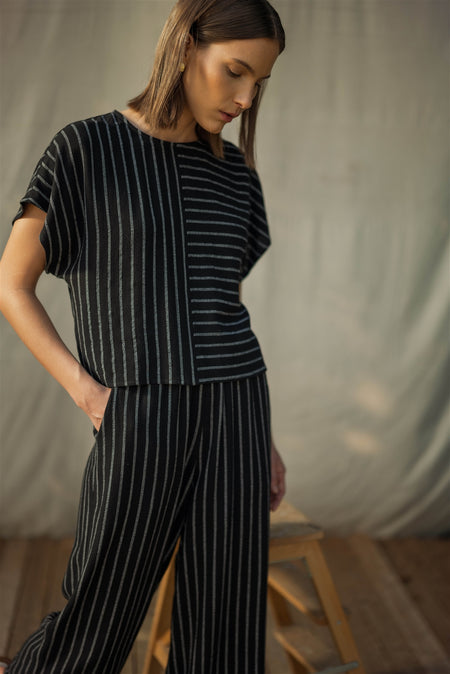 FT69570_Black_5146678