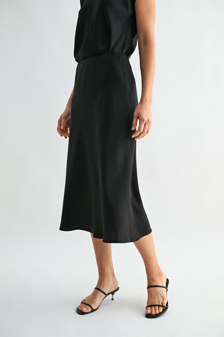 FS69574_Black_4952609