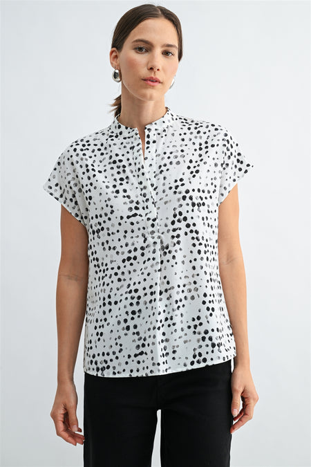 FT69747_IVORYBLACK_5389919
