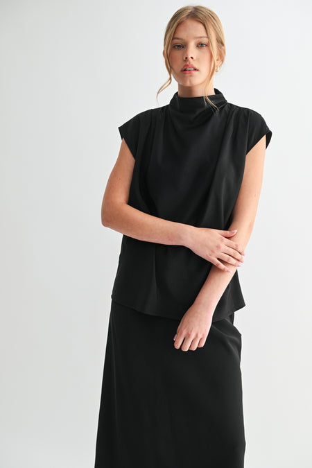 FT68979_Black_4207469