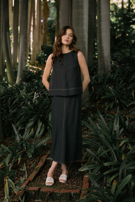 FS68978_DKCHARCOAL_5361636