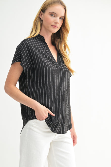 FT67024_Black_3605386