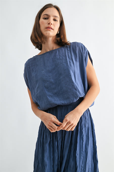 FT69377_Navy_4952654
