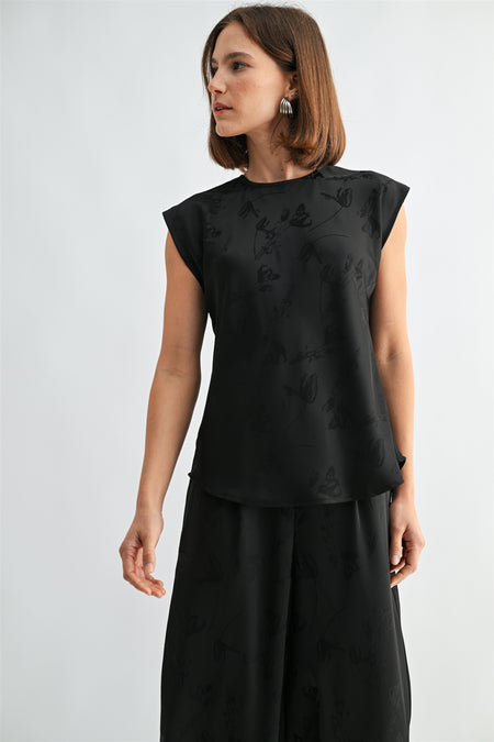 FT69459_Black_4953337